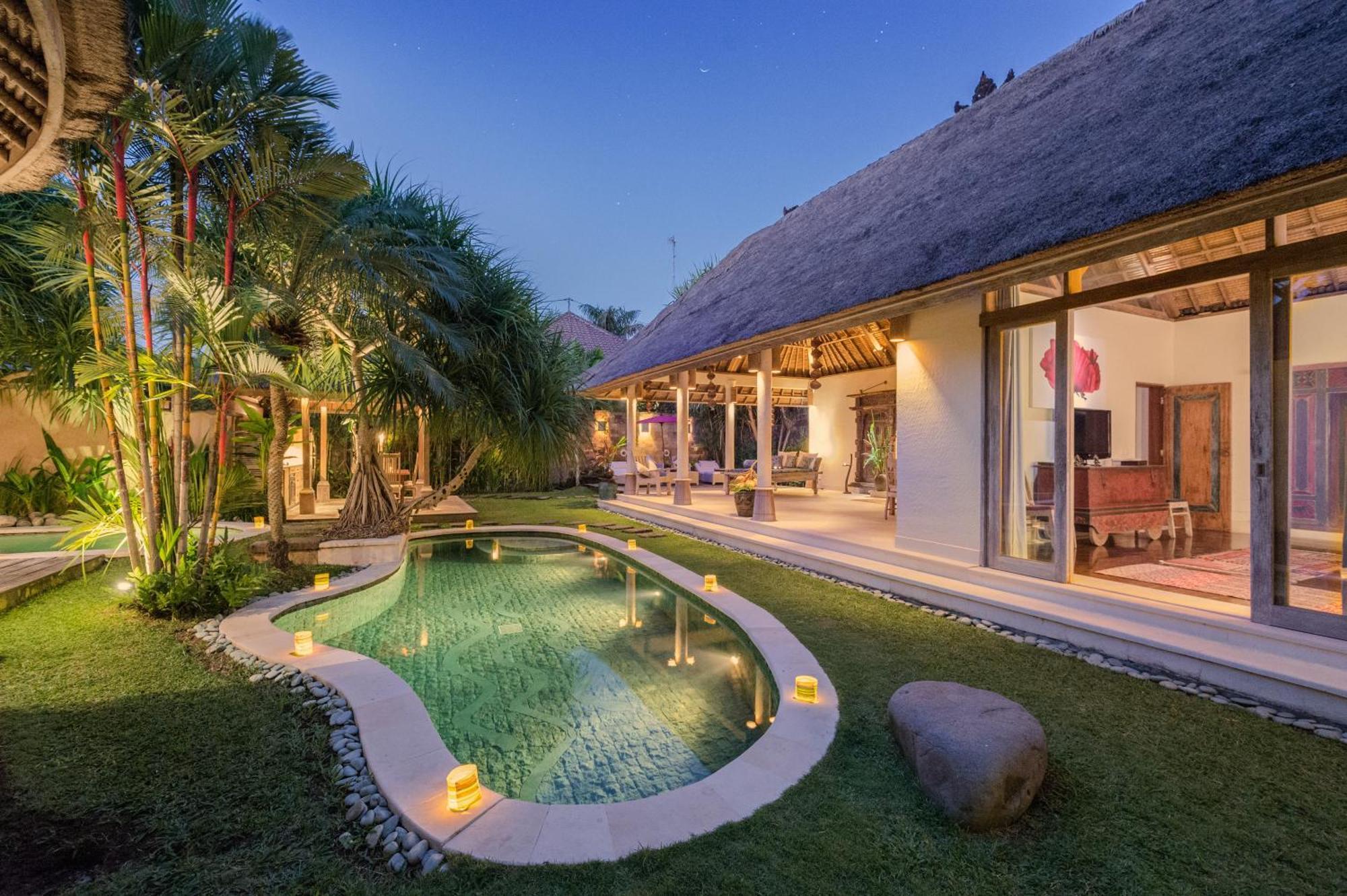 Villa Tirta Naga Bali Seminyak Buitenkant foto