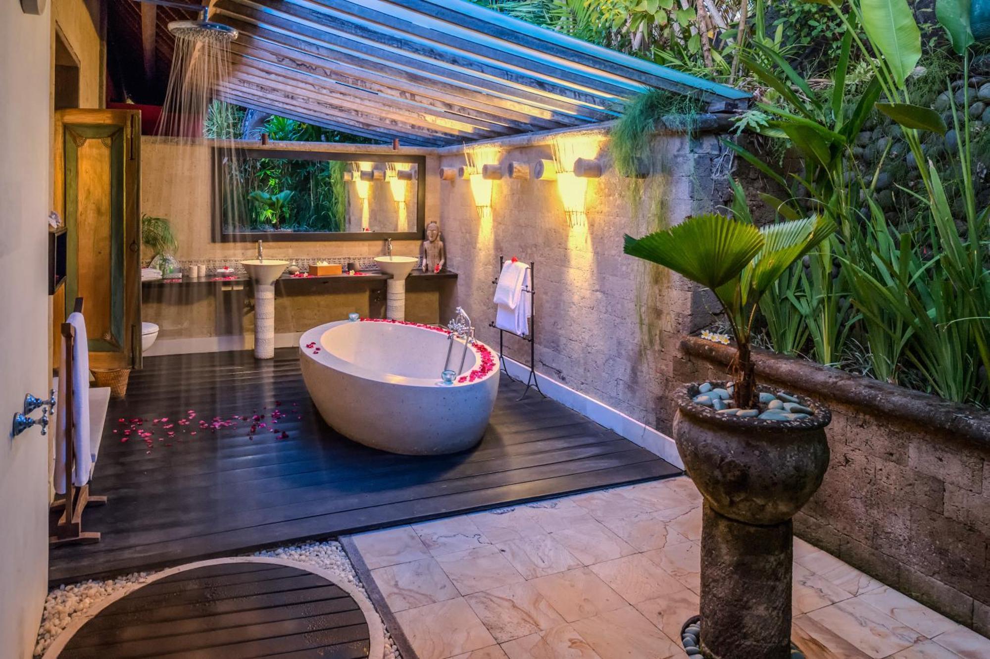 Villa Tirta Naga Bali Seminyak Buitenkant foto