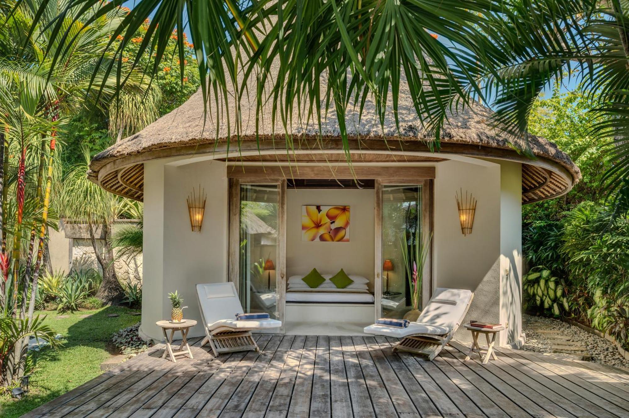Villa Tirta Naga Bali Seminyak Buitenkant foto