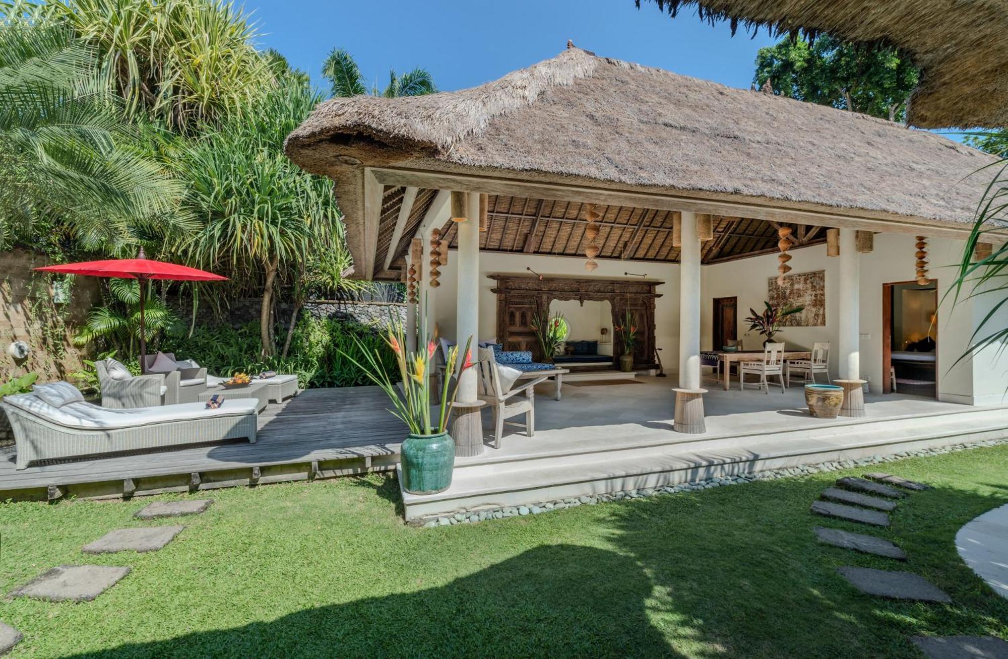 Villa Tirta Naga Bali Seminyak Buitenkant foto