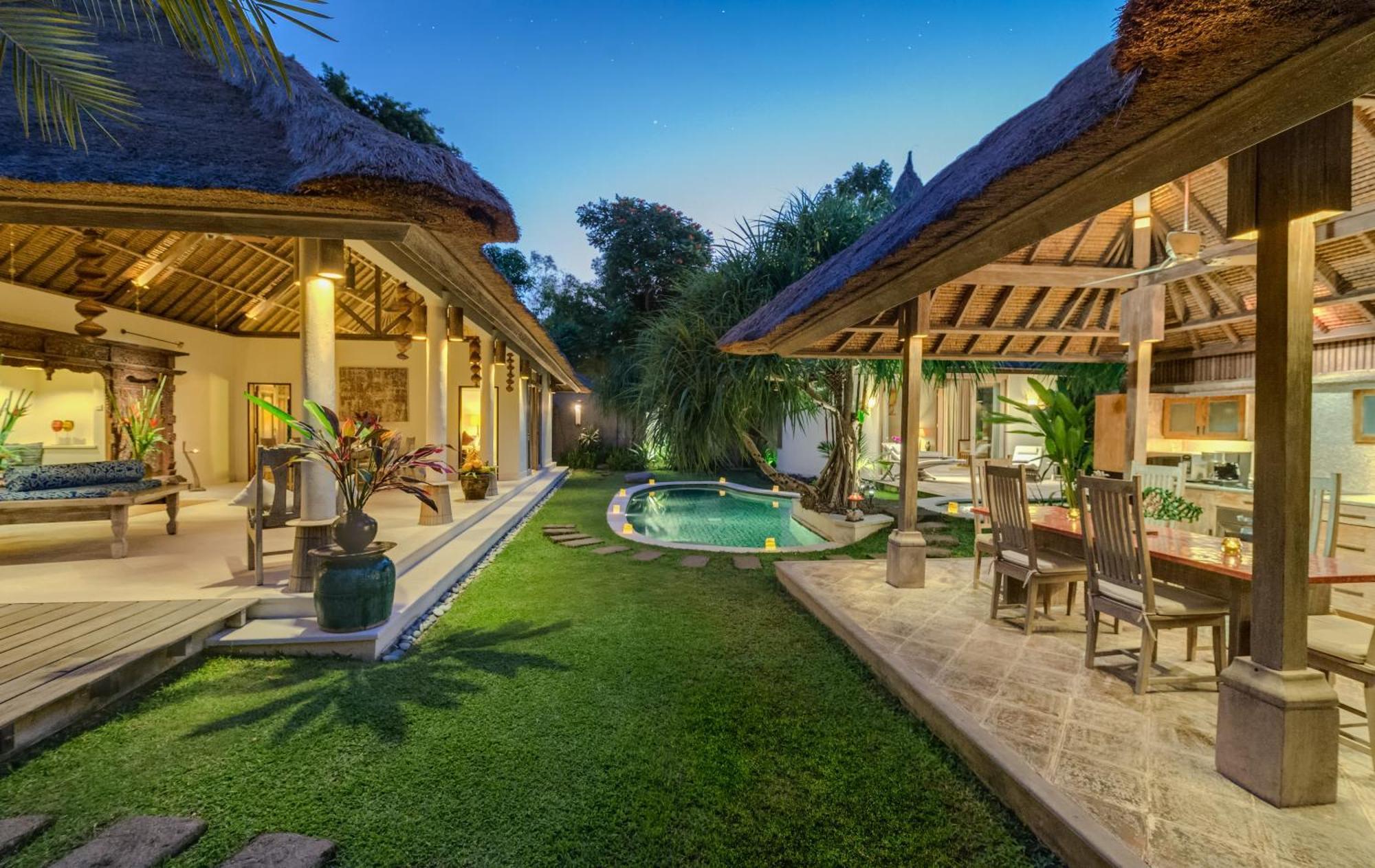Villa Tirta Naga Bali Seminyak Buitenkant foto